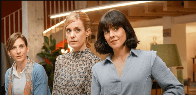 Malena Alterio, Alexandra Jiménez y Eva Ugarte en una escena de Bajo Terapia