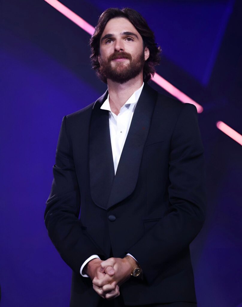 El impactante nuevo look de Jacob Elordi causa sensación en redes