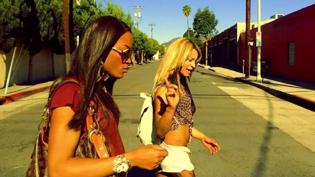 Es una joya y está grabada con un iPhone: Tangerine, la precursora de Anora que tienes que ver en Filmin.