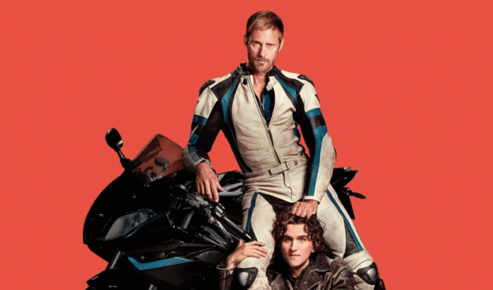 Pillion, la ópera prima de Harry Lighton con Skarsgård y Melling, es la joya queer del Orgullo en Movistar Plus+. Provocadora, tierna e imprescindible.